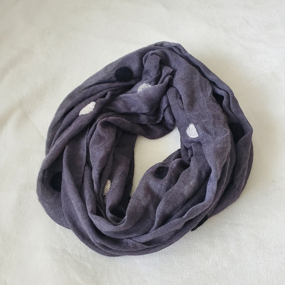 **Moving Sale**Anthorpologie Roffe Scarf